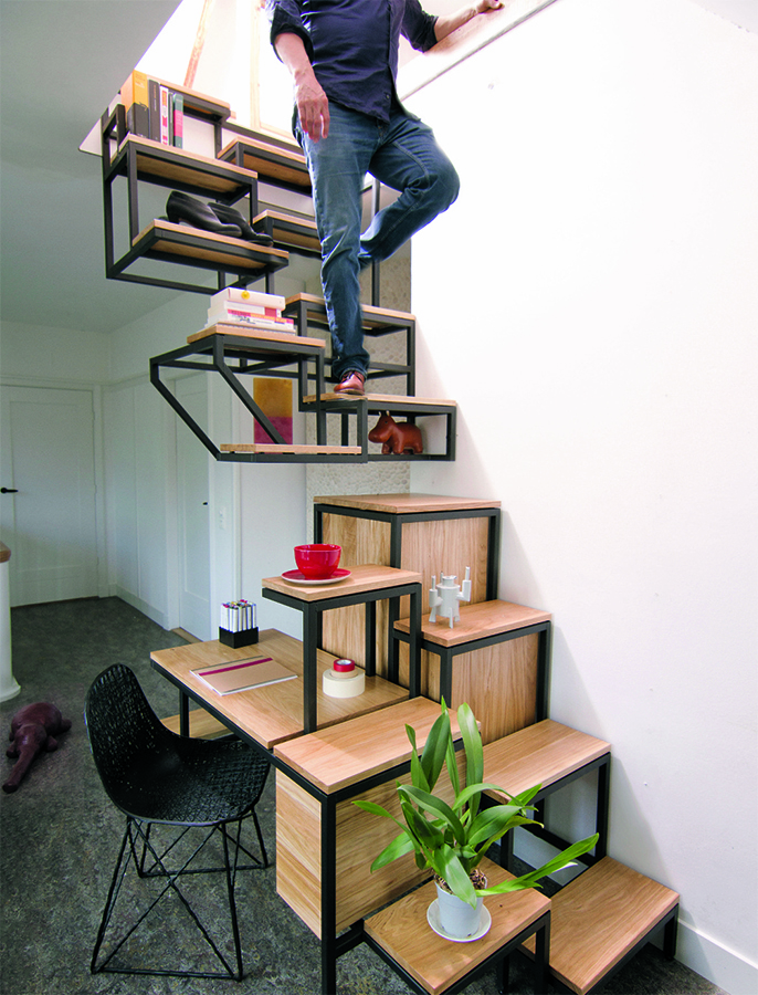Una escalera y mucho más rejuvenecer casa